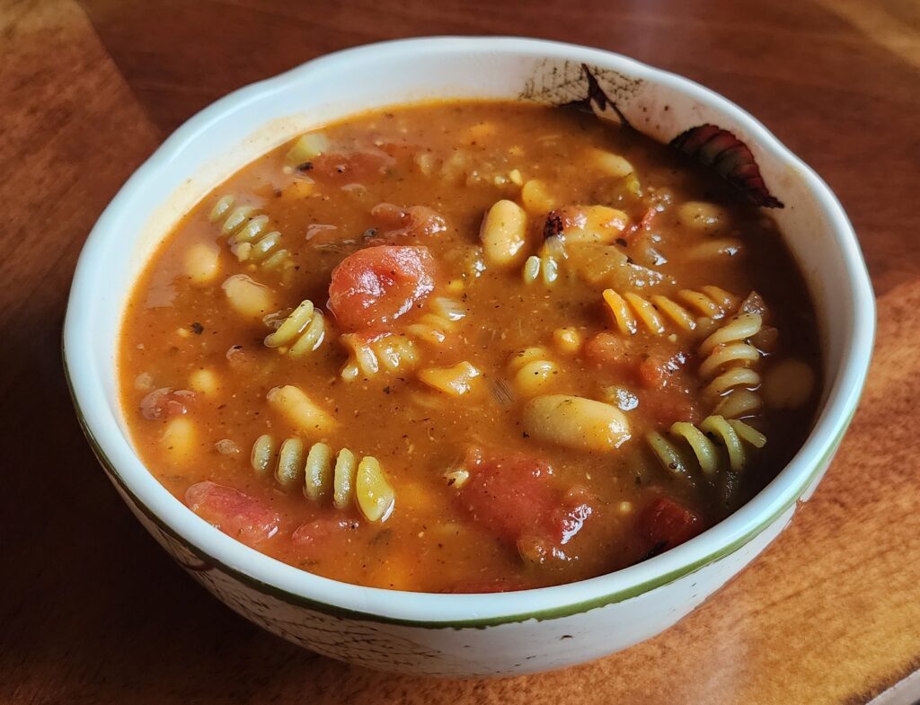 vegan tomato and white bean soup