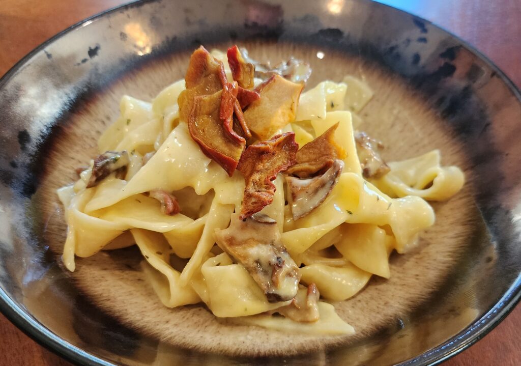 vegan lobster tarragon pasta